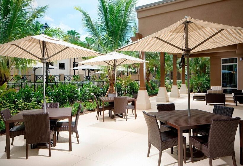 Отель Courtyard By Marriott Palm Beach Jupiter