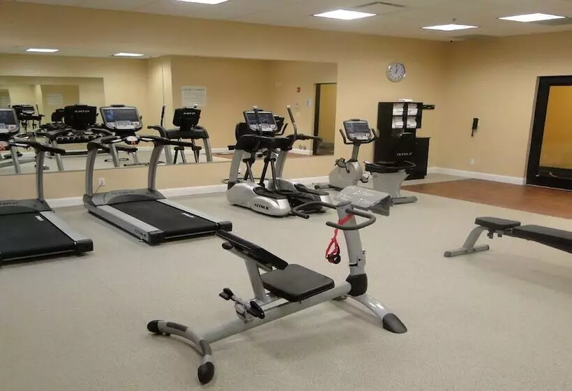 Отель Holiday Inn Express And Suites Columbia University Area, An Ihg