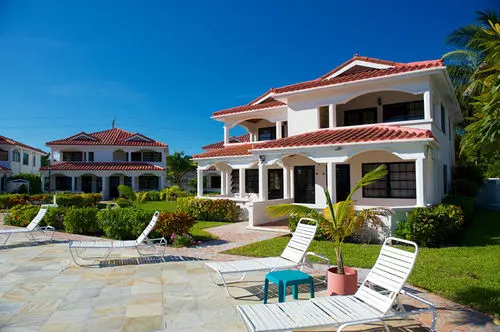 هتل Isla Bonita Yacht Club