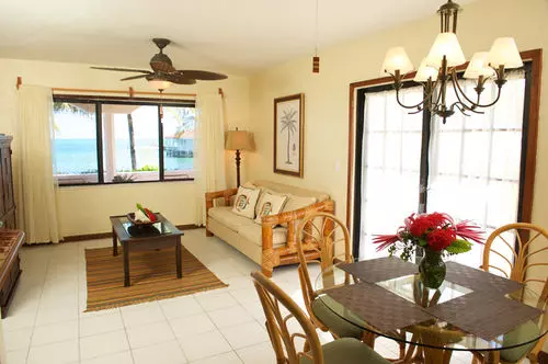 هتل Isla Bonita Yacht Club