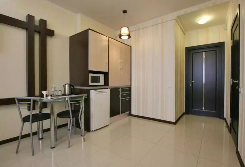 Szálloda Lotos Apartments