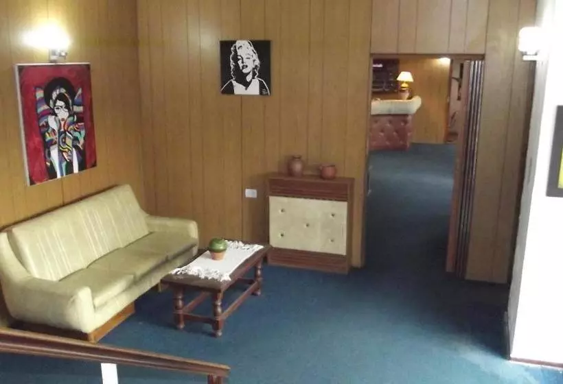 Hotel Nuevo Ollantay