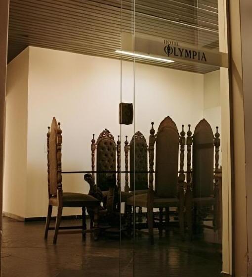 Отель Olympia