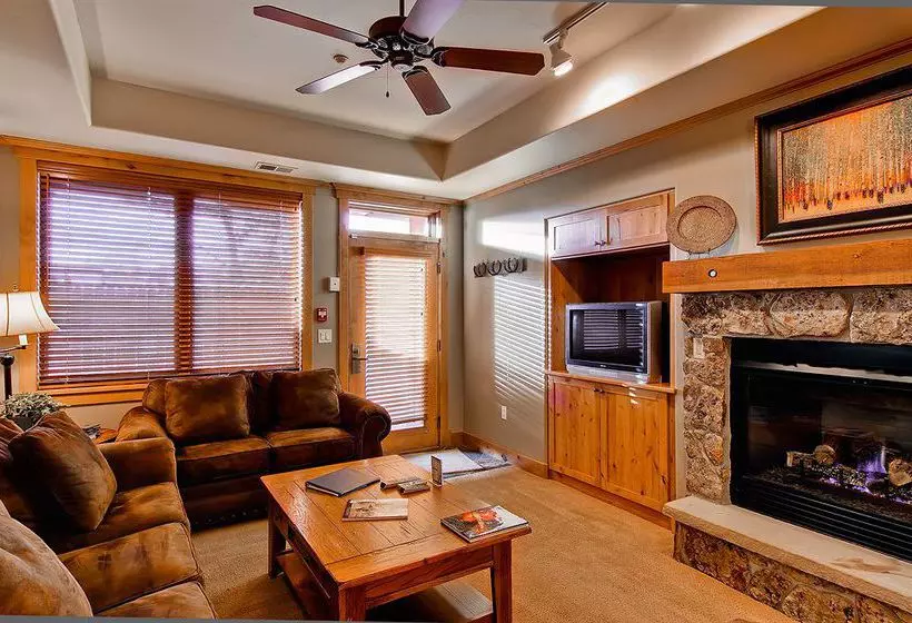 Hotel Trappeurs Crossing Resort Platinum Collection By Steamboat Resorts