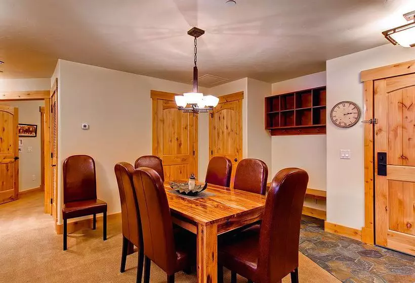 Hotel Trappeurs Crossing Resort Platinum Collection By Steamboat Resorts