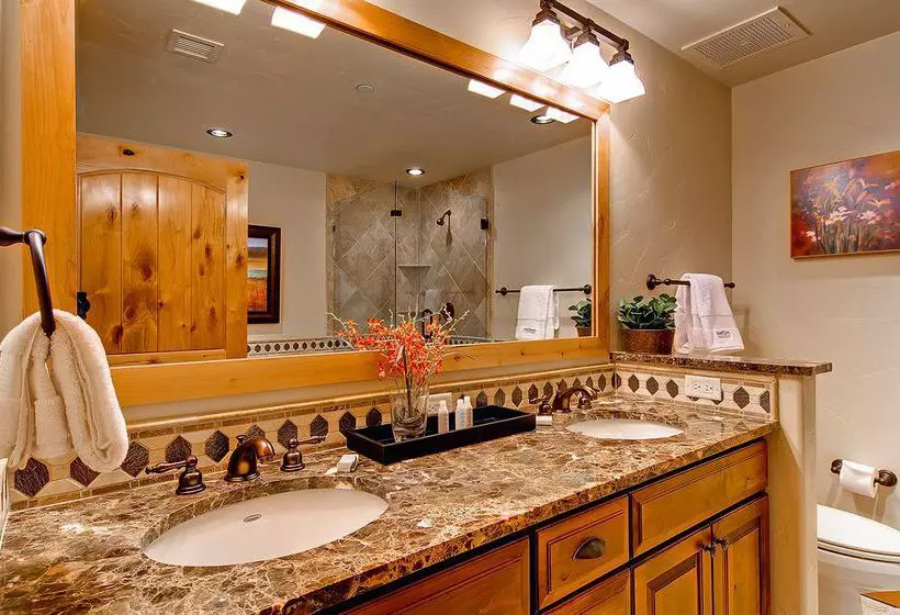 Hotel Trappeurs Crossing Resort Platinum Collection By Steamboat Resorts