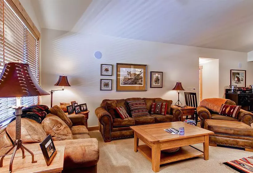 Hotel Trappeurs Crossing Resort Platinum Collection By Steamboat Resorts