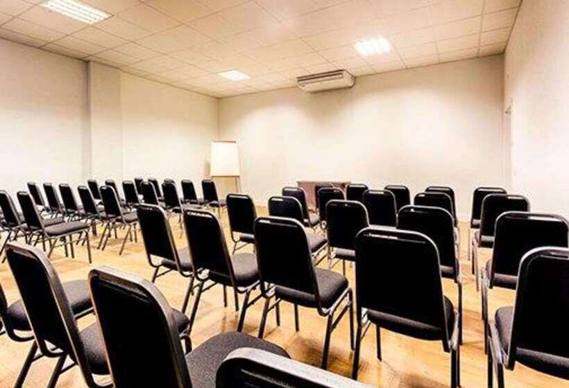 Quality Hotel Pampulha & Convention Center