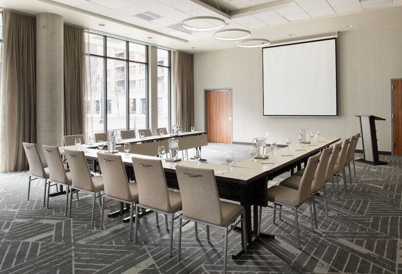 Residence Inn By Marriott Portland Downtown/pearl District