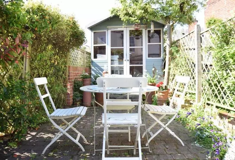 15 Victoria Street, Southwold