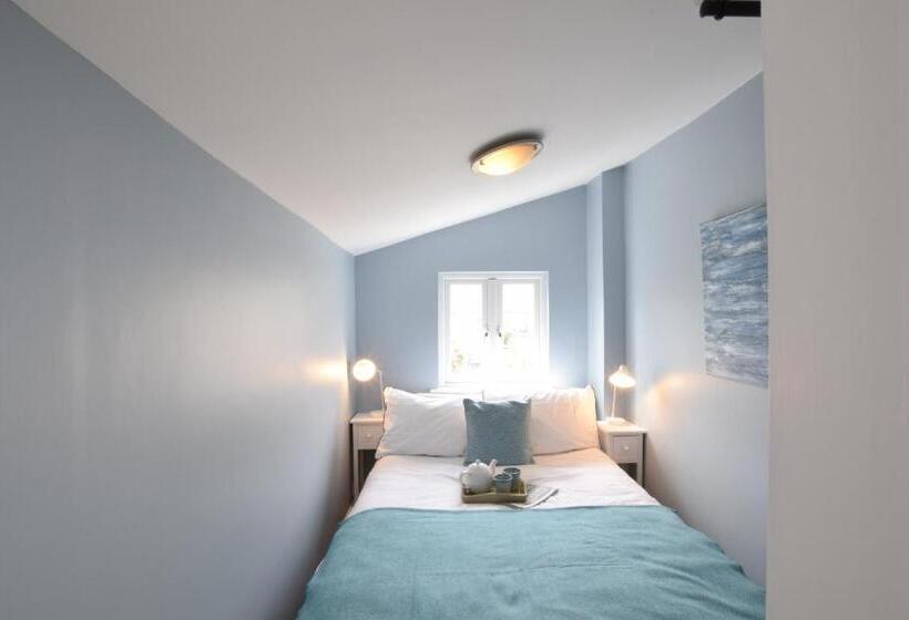 15 Victoria Street, Southwold