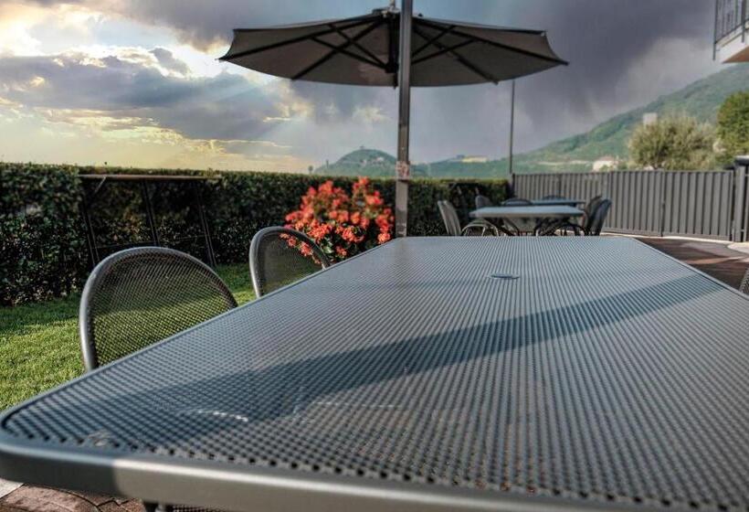 مبيت وإفطار Casa Bortolin