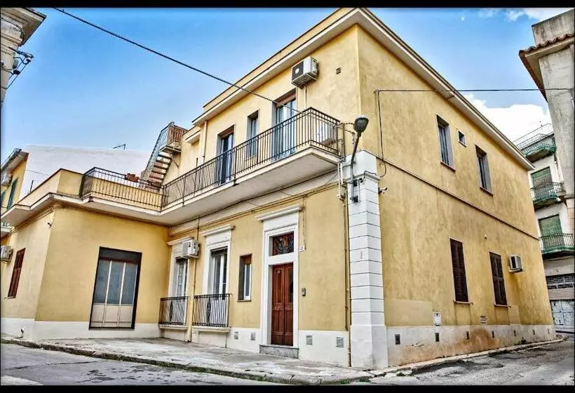 Aamiaismajoitus (B&B) Zanzi  S Charming Rooms