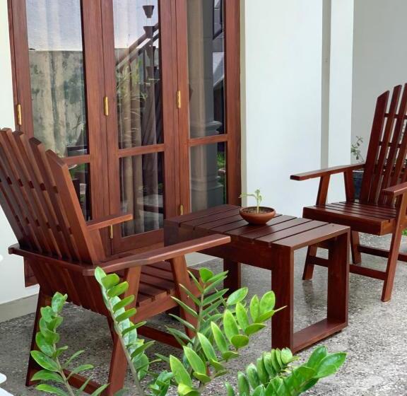 ホテル Summer Time Hiriketiya