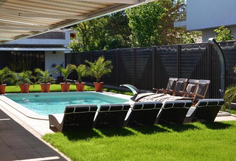 Pensionat Casa De La Mare