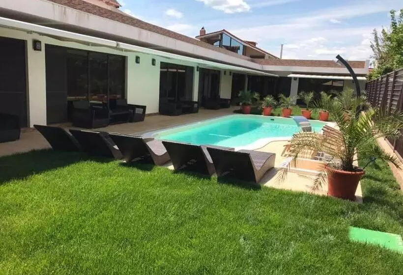 Majatalo Casa De La Mare