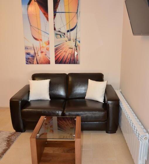 Pensionat Casa De La Mare