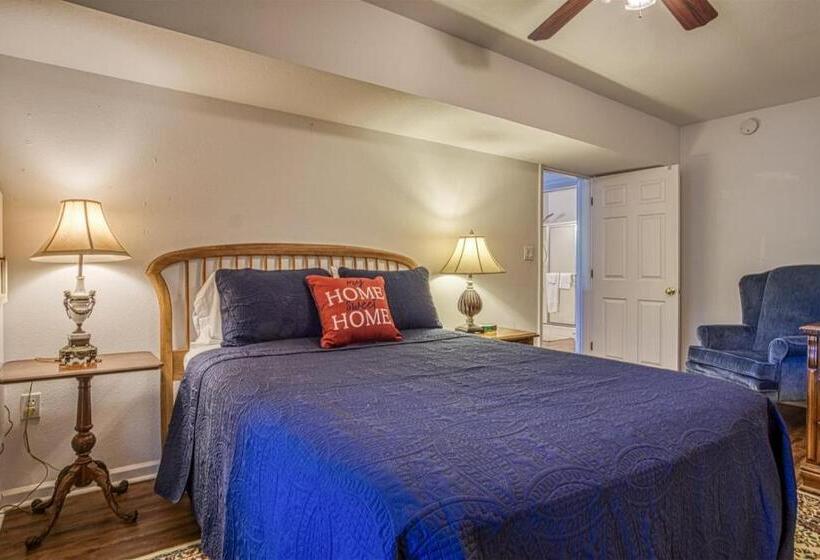 08203   3 Sierra Circle