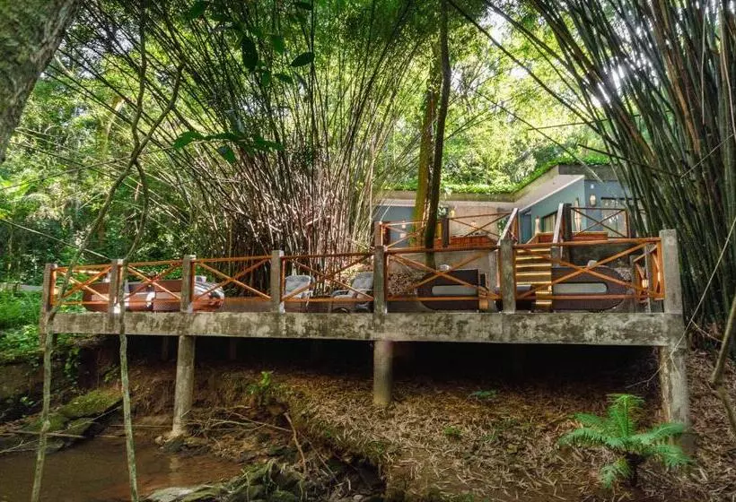 Retkeilymaja Pousada Chão De Folhas Spa Boutique