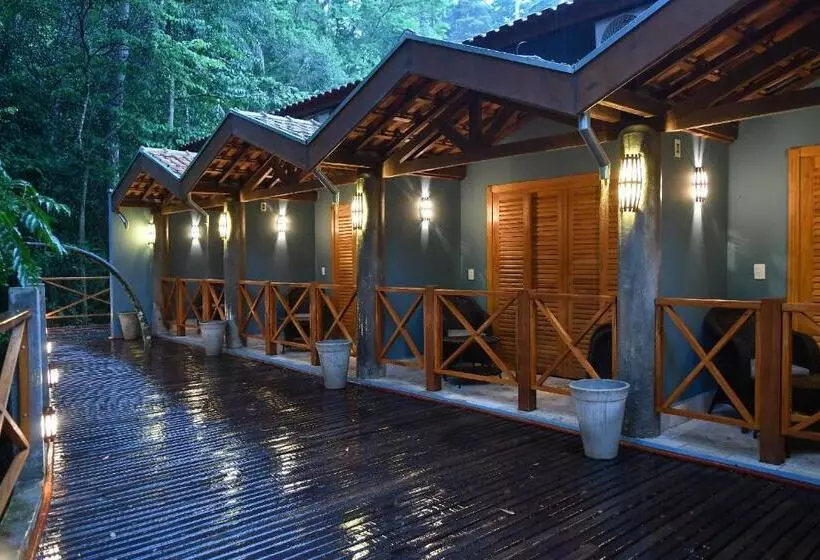 Retkeilymaja Pousada Chão De Folhas Spa Boutique