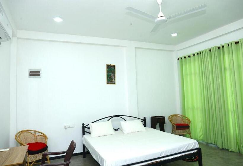 Pensionat Sandy Palms Guesthouse