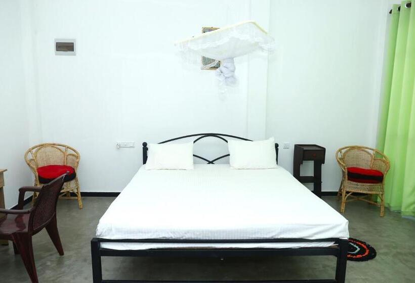 Pensionat Sandy Palms Guesthouse