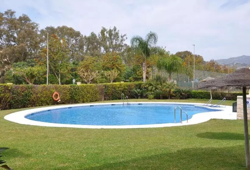Piso Algarrobo Beach