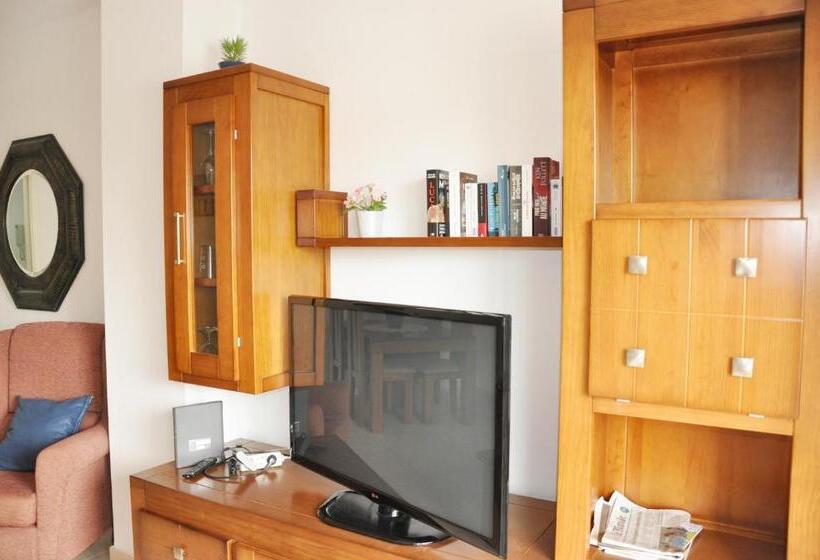 Piso Algarrobo Beach