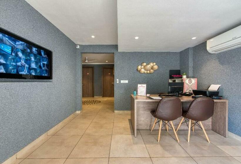 Rosastays Gurugram Golf Course