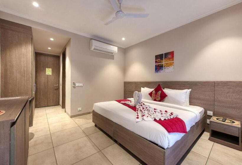 Rosastays Gurugram Golf Course