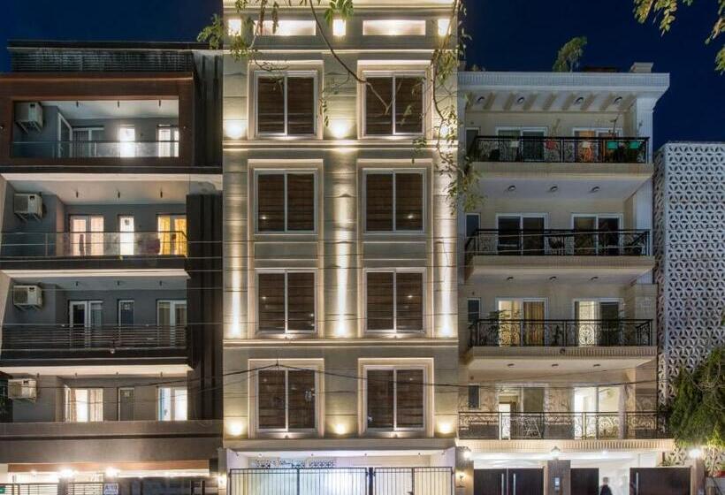 Rosastays Gurugram Golf Course