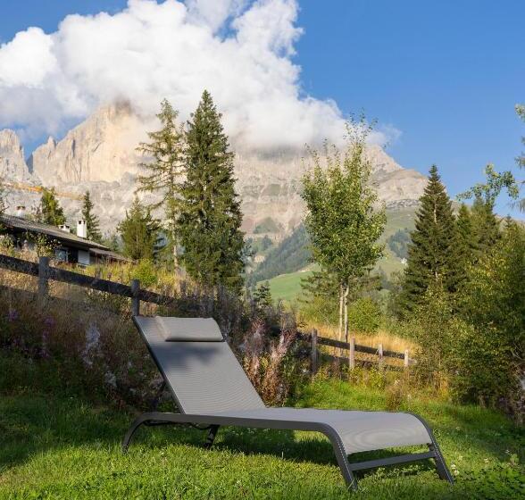 Sirena Carezza Apartment Regenbogen