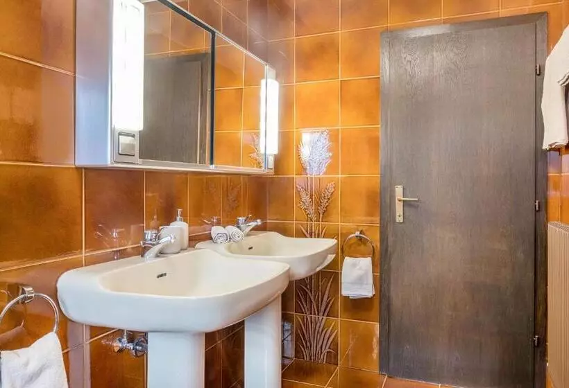 Sirena Carezza Apartment Regenbogen