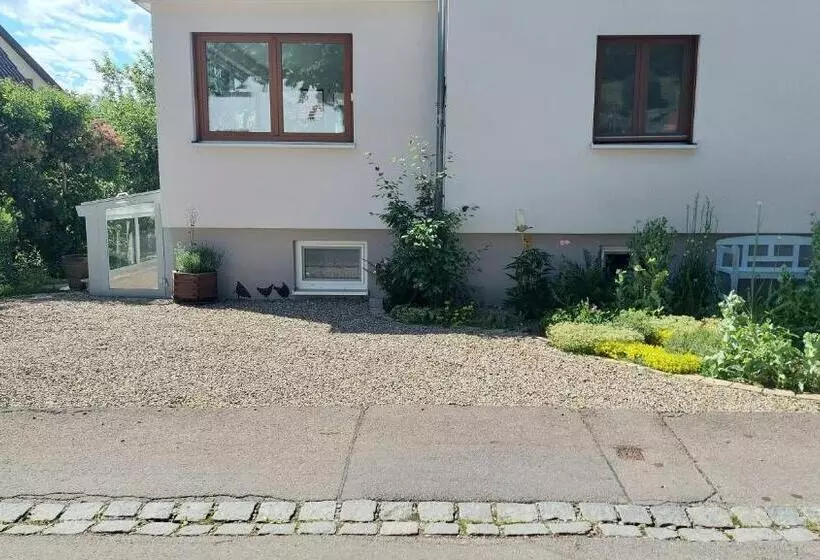 Gemütliche Ferienwohnung Auf 2 Etagen Mit Dachterrasse