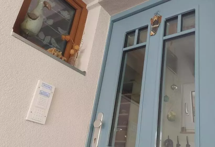 Gemütliche Ferienwohnung Auf 2 Etagen Mit Dachterrasse