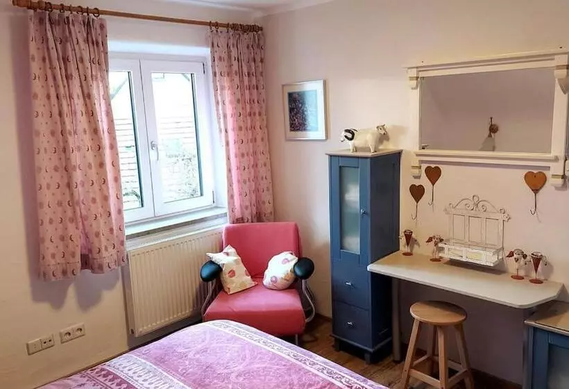 Gemütliche Ferienwohnung Auf 2 Etagen Mit Dachterrasse