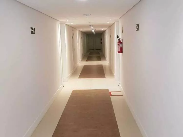 Hotelli Condominio In Mare Bali