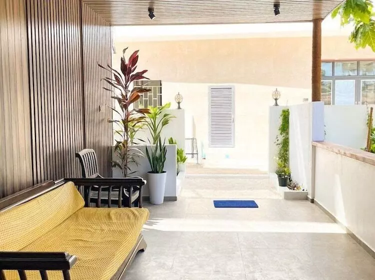 هتل Fatims Beach House Maafushi