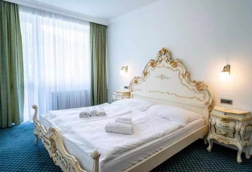 Hotelli Kúpele Brusno   Ld Poľana