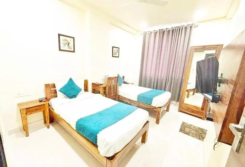 Hotelli Panchsheel Inn