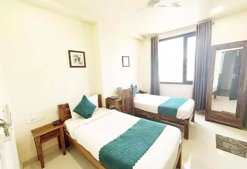 Hotelli Panchsheel Inn
