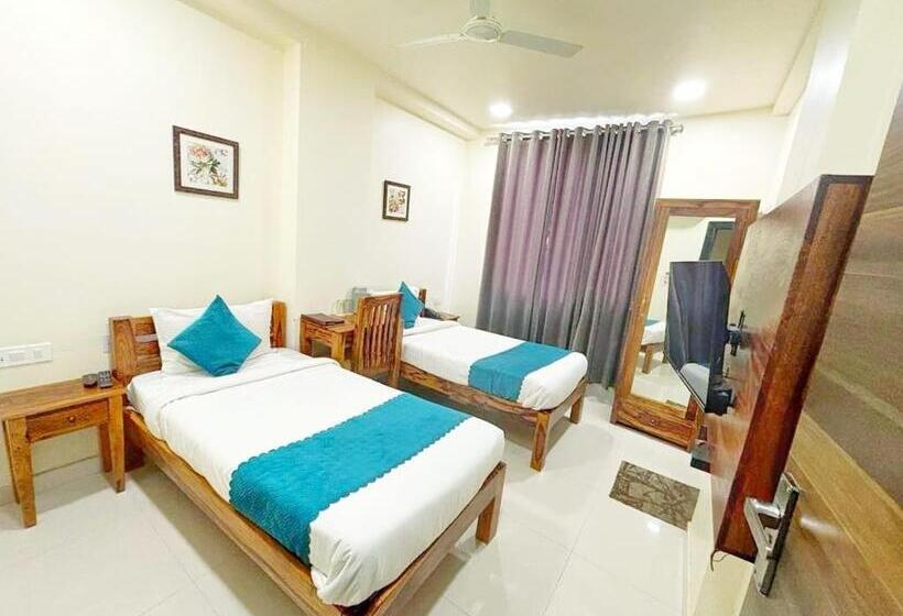 Hotel Panchsheel Inn