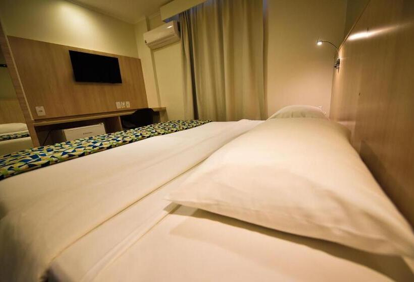 Hotel Rainha Dos Apóstolos