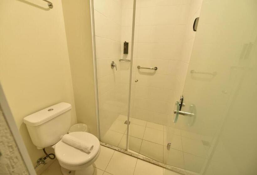 Hotel Rainha Dos Apóstolos