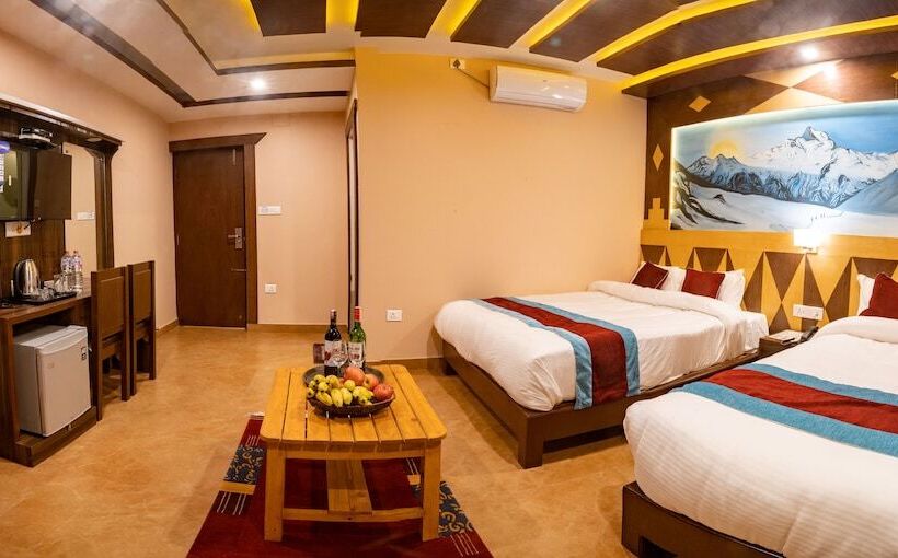 هتل Satkar Pvt Ltd