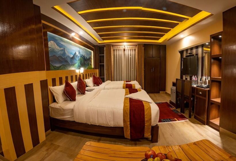 هتل Satkar Pvt Ltd