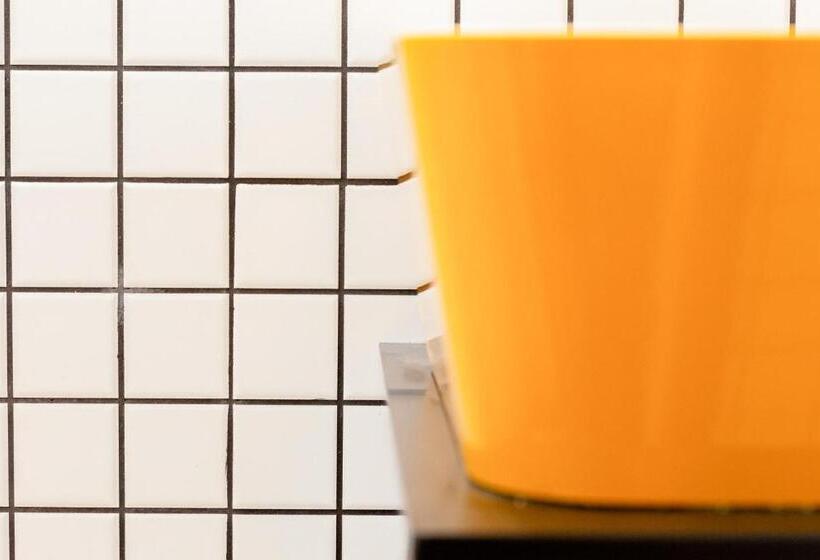 호텔 The Snug Townhouse