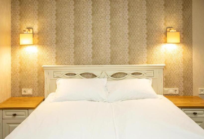 بنسيون семеен хотел чардаците