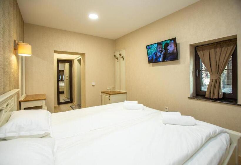 بنسيون семеен хотел чардаците