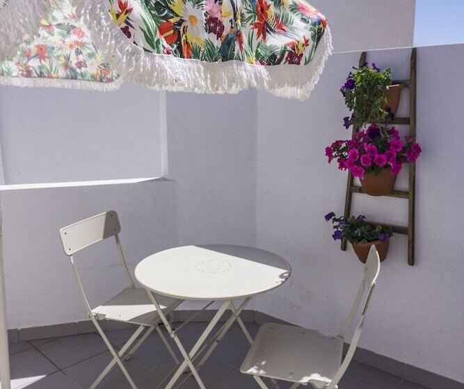 Пансион Lalitana Townhouse